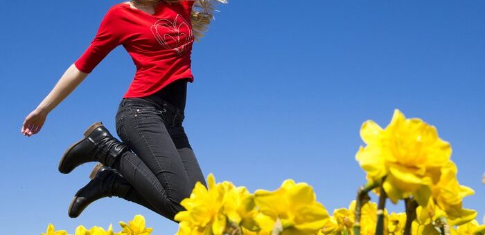 Mikor reggel felkelsz, kezdj el rögtön élni! Ne akarj tengődni, kevéssel beérni!