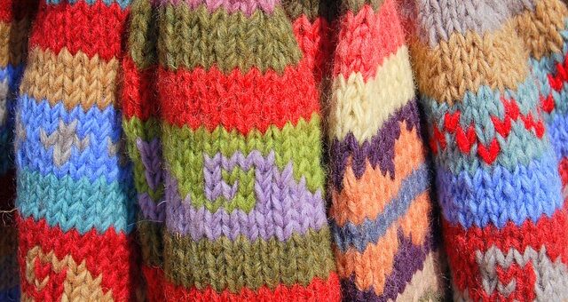 összement gyapjú pulóverek