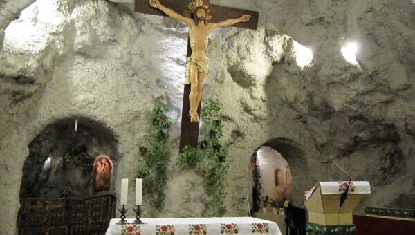 Pálon rendi Sziklakápolna Budapesten