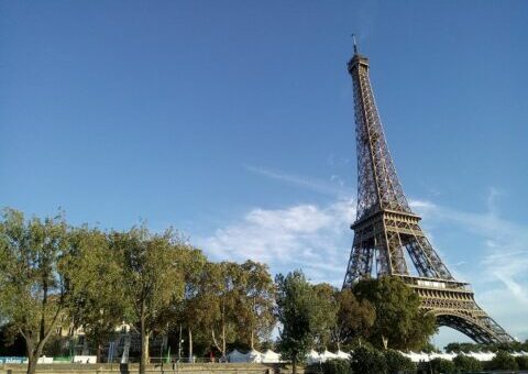 Eiffel-torony Párizsban