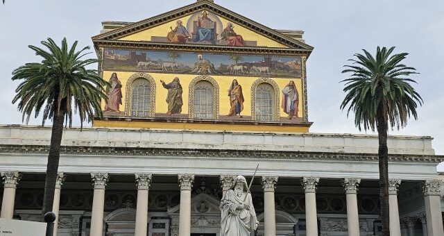 Falakon kívüli Szent Pál-bazilika Rómában